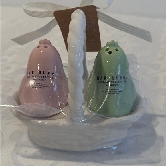 🐣Rae Dunn Pastel Bird Shakers in Basket - Picture 5 of 8